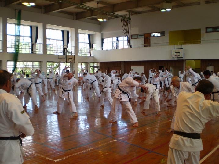 OGKK Seminar 2009 沖縄剛柔流空手道協会技術講習会 — 写真 3