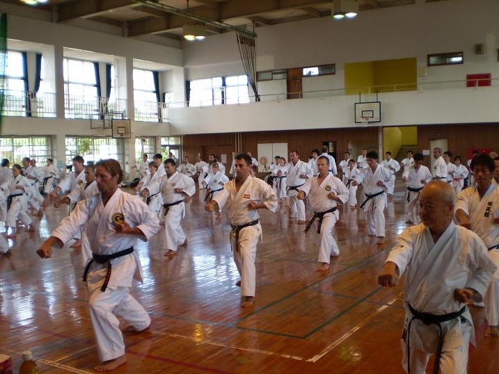 OGKK Seminar 2009 沖縄剛柔流空手道協会技術講習会 — 写真 4