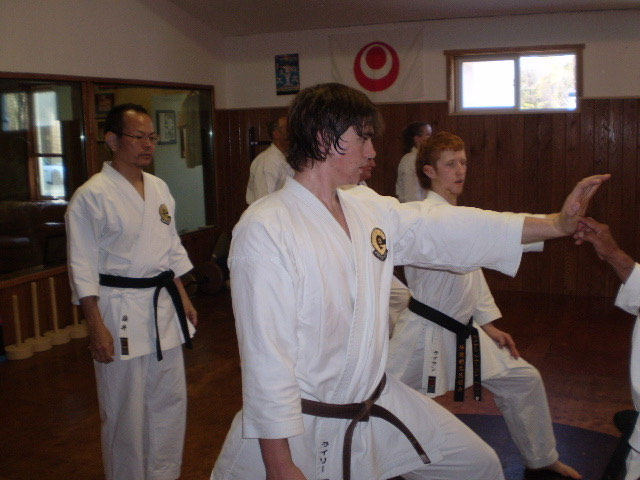ポールさんの空手道場 Visit to Paul san's dojo in Bracebridge — 写真 3