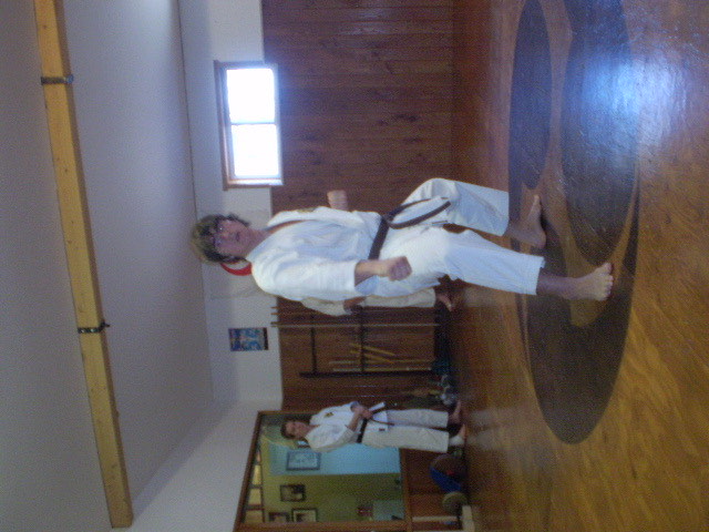 ポールさんの空手道場 Visit to Paul san's dojo in Bracebridge — 写真 17