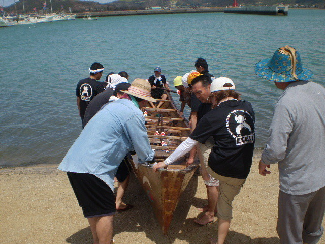 嶺井道場ハーリー2011 — 写真 4