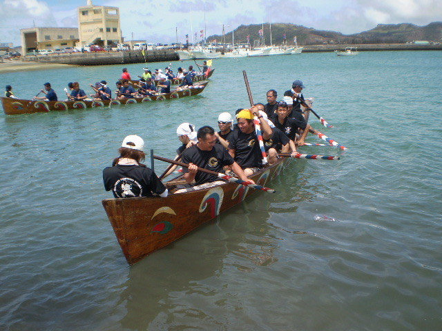 嶺井道場ハーリー2011 — 写真 5