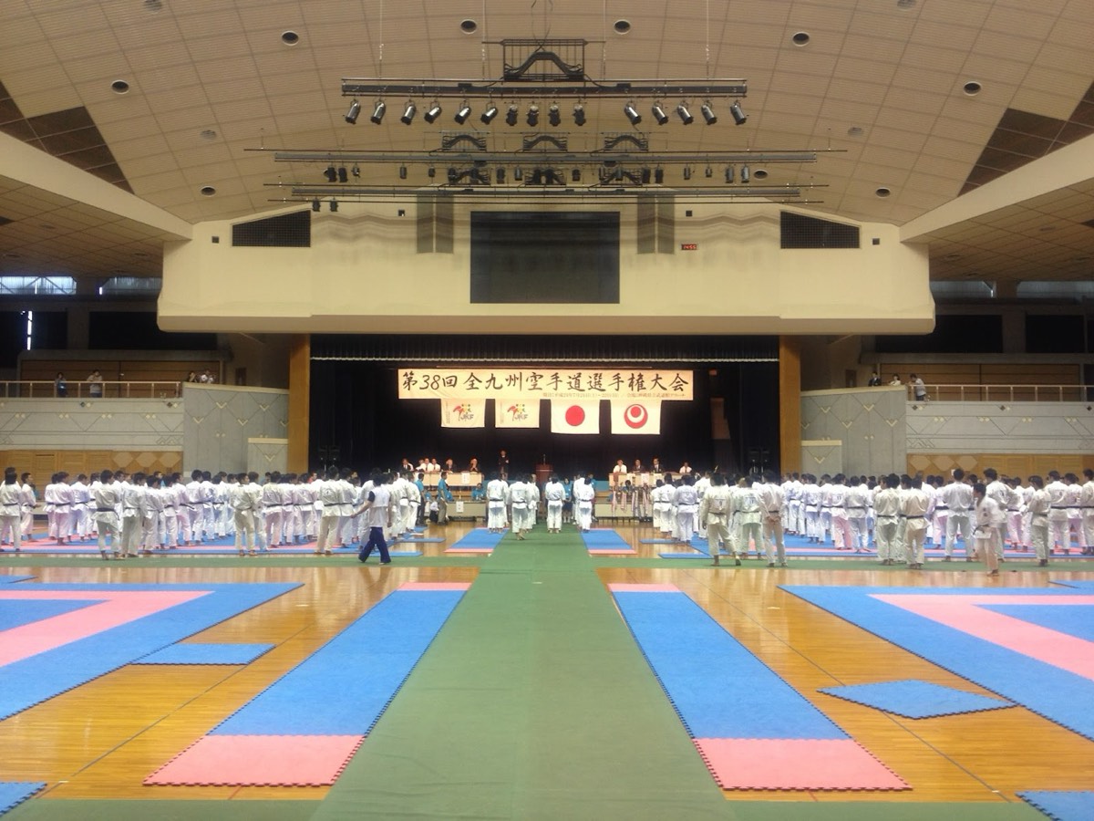 第38回全九州空手道選手権補助員してきました。The 38th All Kyushu Karatedo Championship in Okinawa — 写真 1