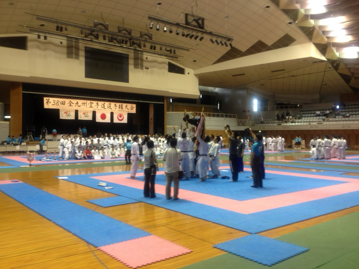 第38回全九州空手道選手権補助員してきました。The 38th All Kyushu Karatedo Championship in Okinawa — 写真 2