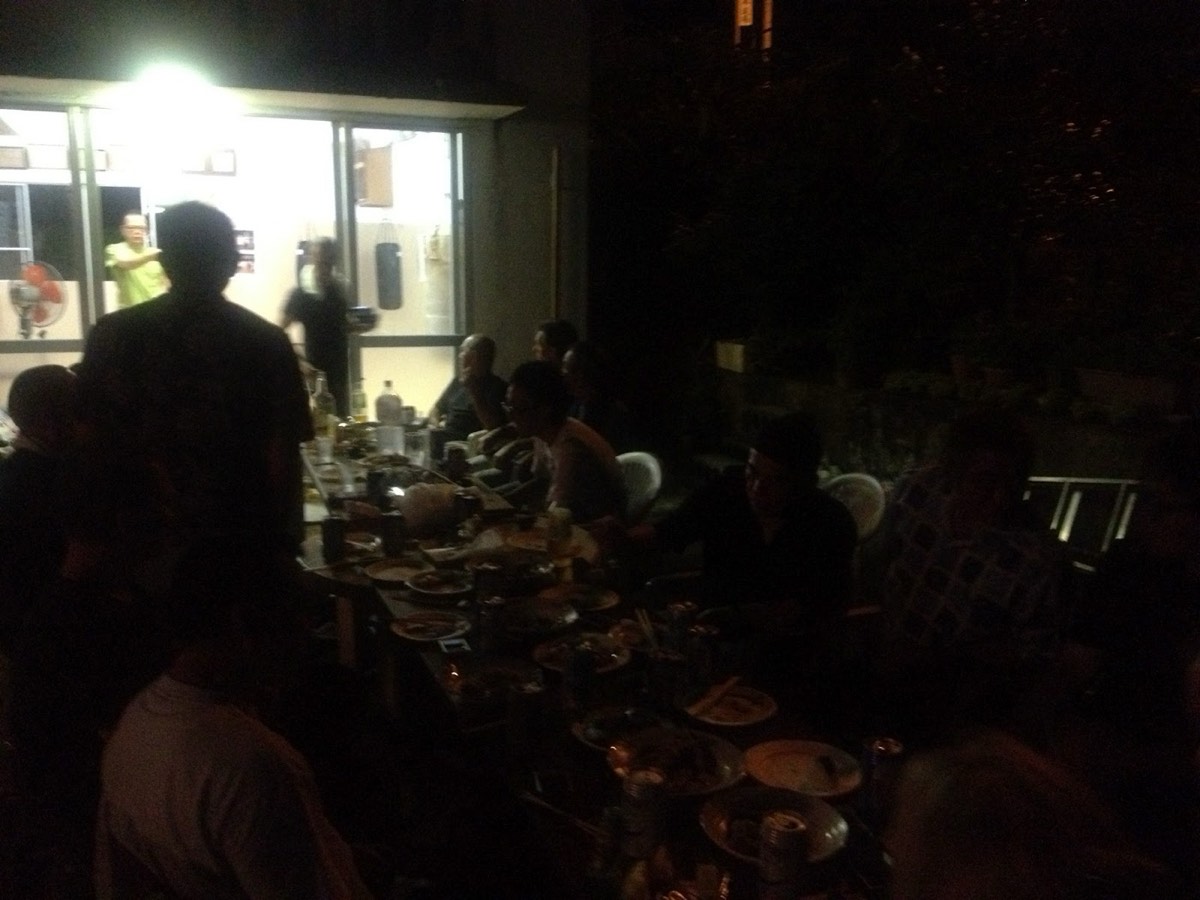 BBQ with students from Canada, Australia and Belgium — 写真 1