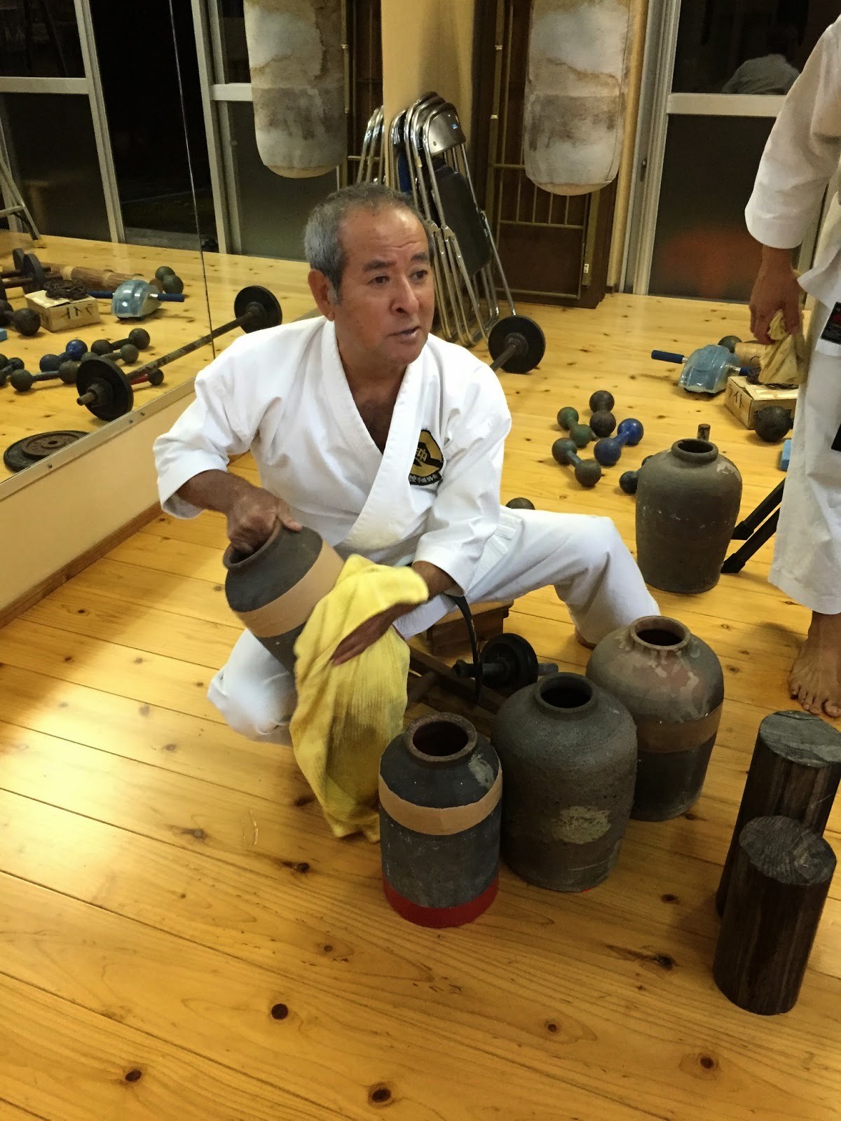 嶺井空手道場の大掃除+昇級審査+忘年会が12月23日（火）に開か… — 写真 7